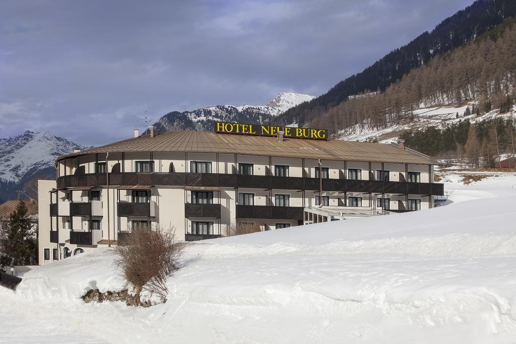 Hotel Neue Burg Nauders Buitenkant foto