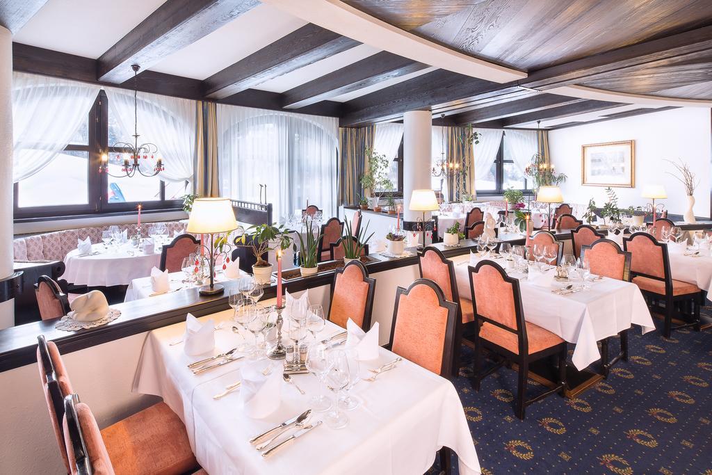 Hotel Neue Burg Nauders Buitenkant foto